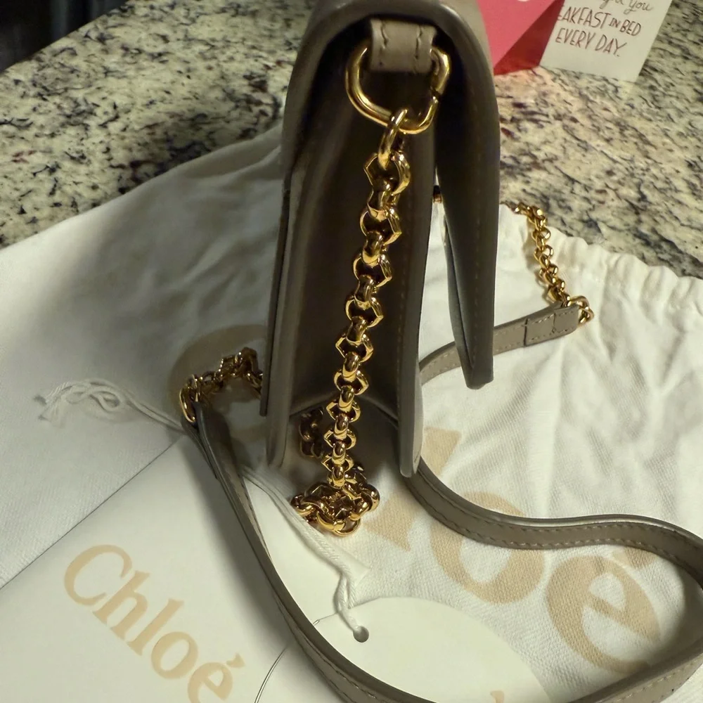 Chloé - Picture 12 of 14